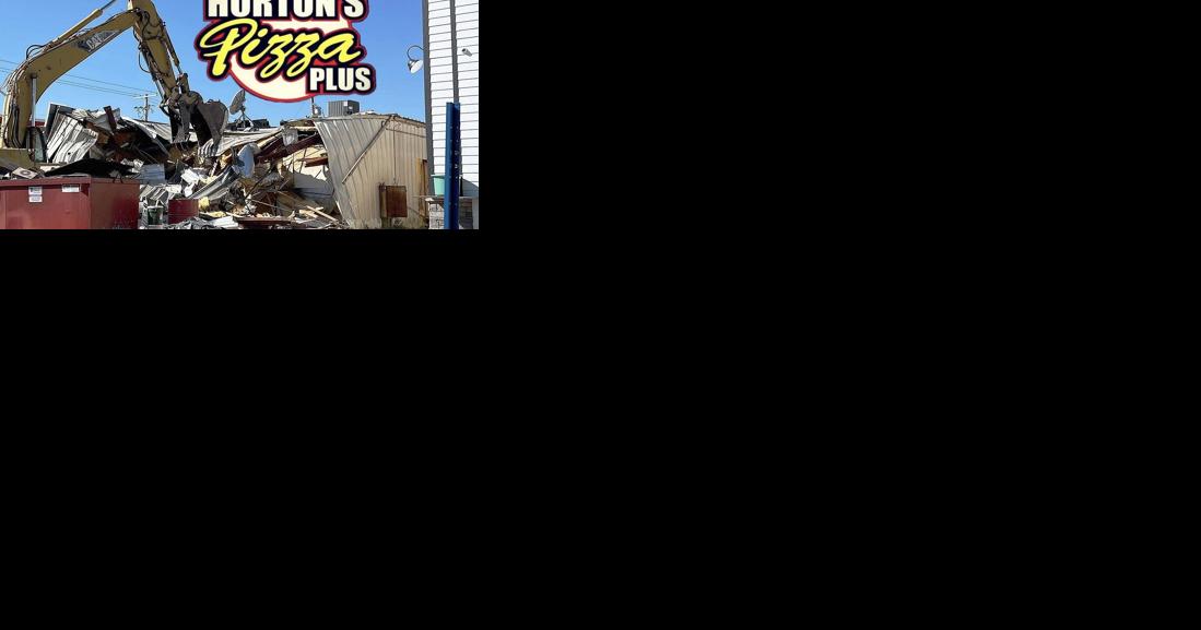 Horton's Pizza Plus old building comes down in Pittsburg, new one open now just feet away! - Vimarsana News