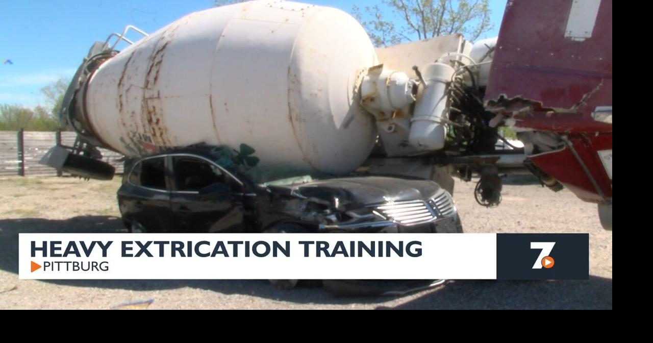 Firefighters take part in heavy extrication training in southeast Kansas