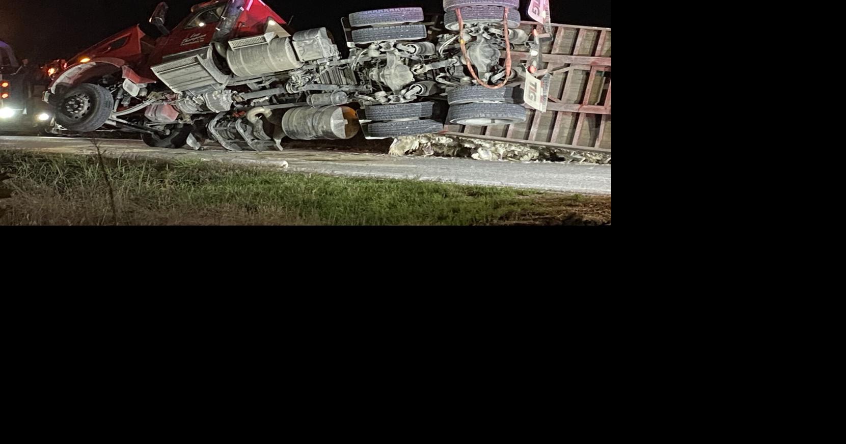 Tractor trailer crashes near Diamond, hauling live turkeys | Joplin ...
