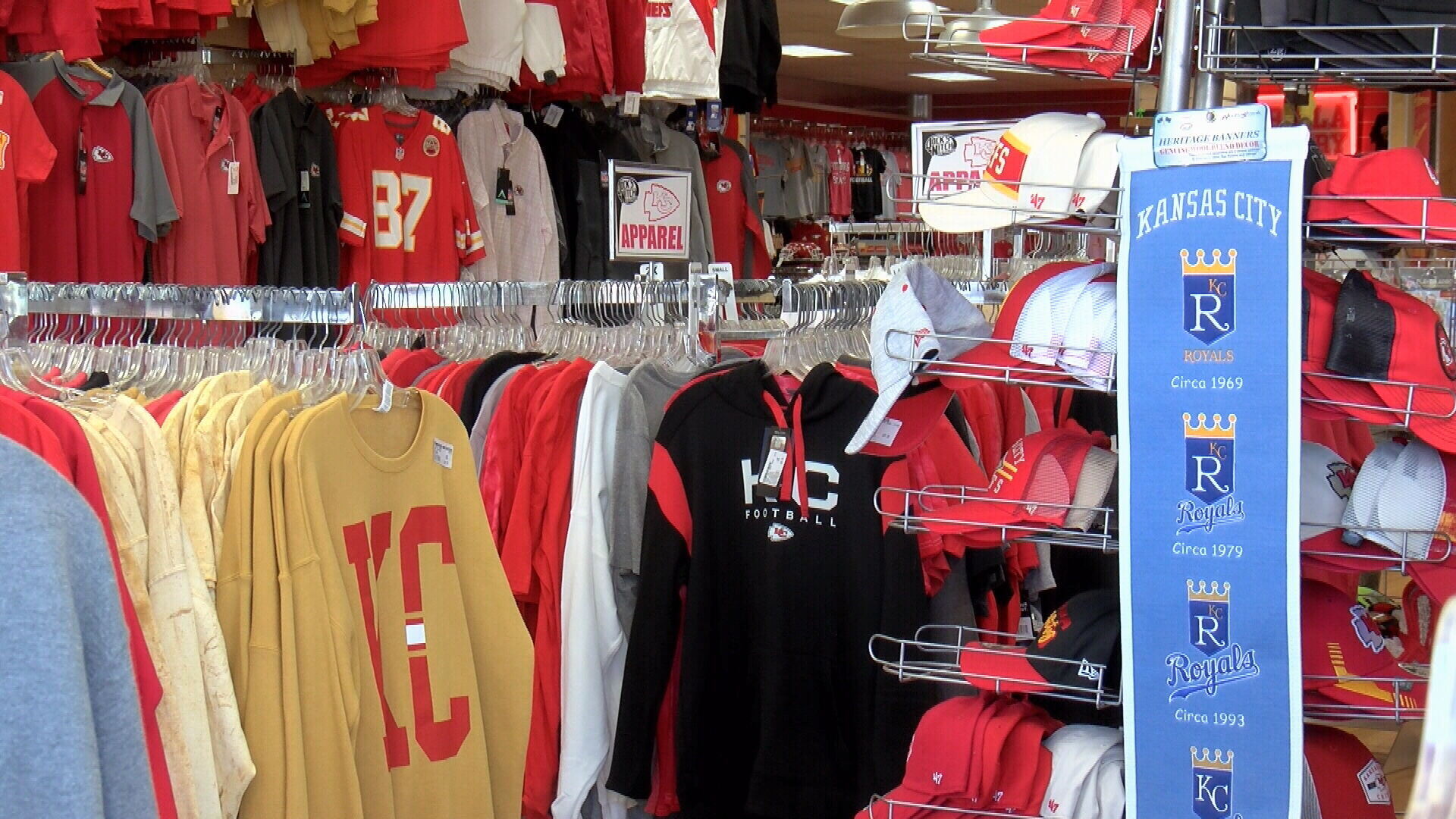 Chiefs fan gear store shop