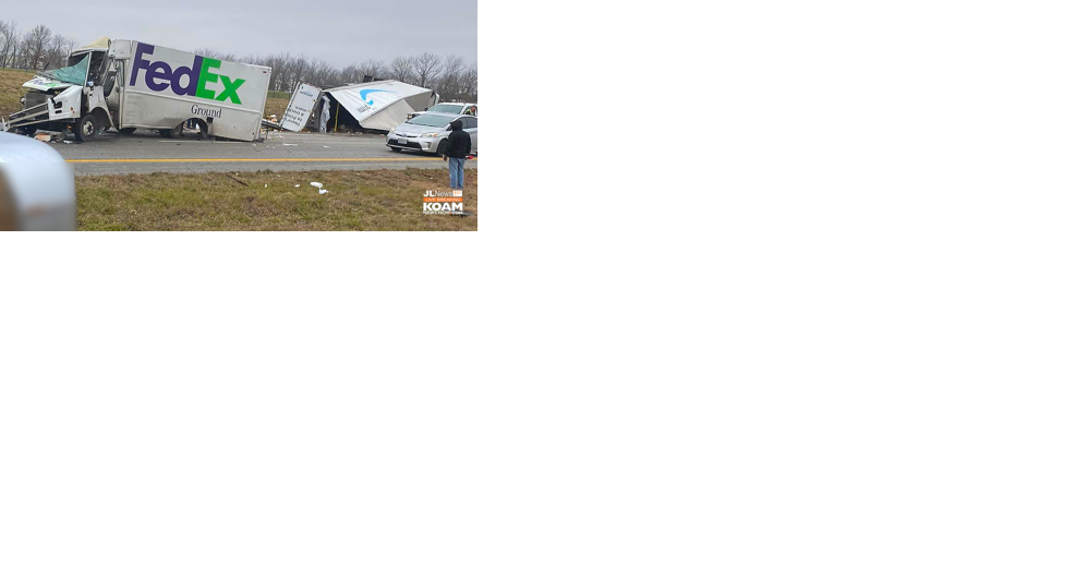 Cross-median crash closes I-44 at Springfield, woman killed - Vimarsana News