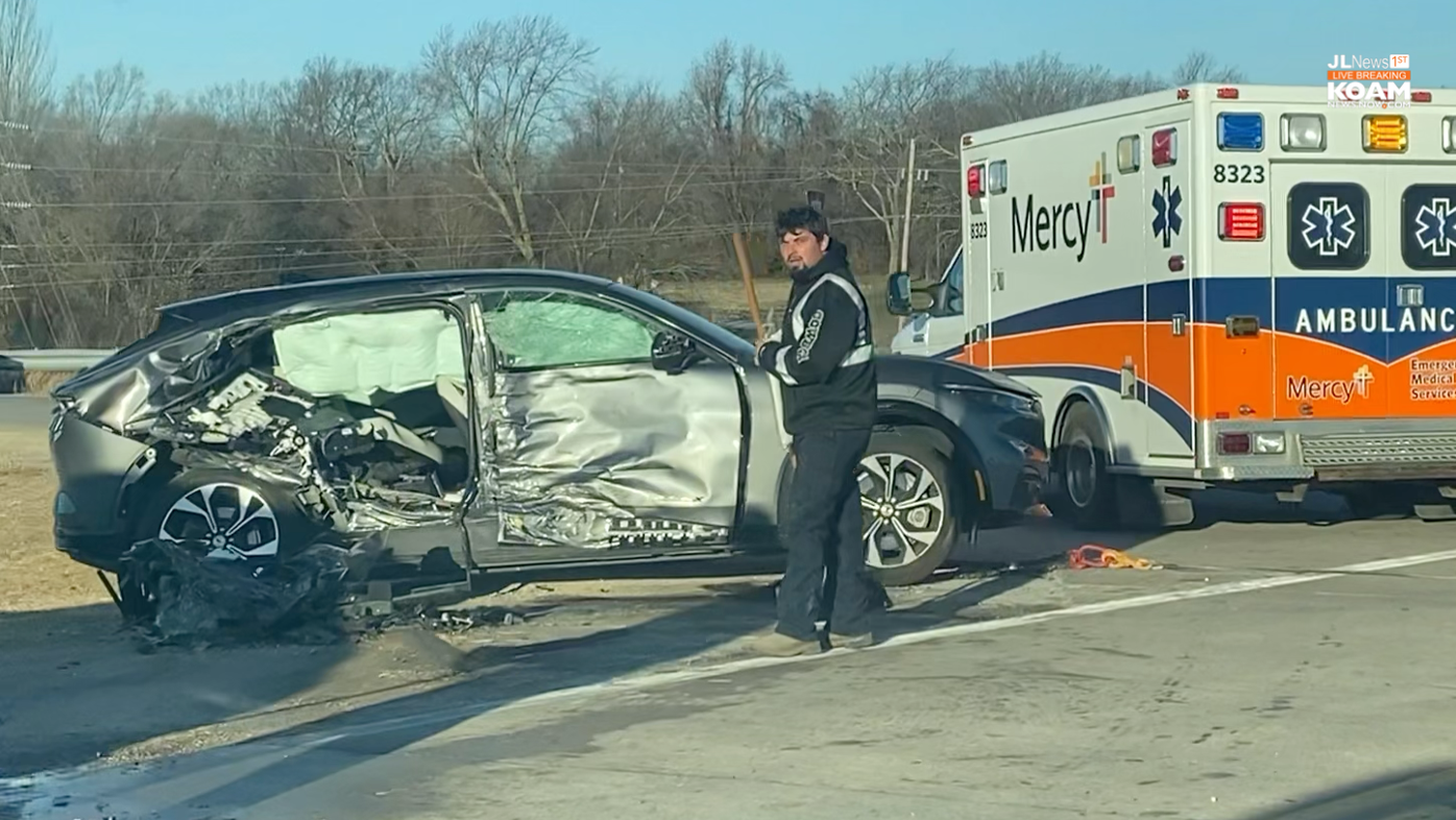 Collision on Mo-96 overpass of Mo-171 near Carthage | Joplin News