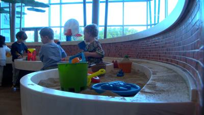 Joplin tests new class format for late-birthday Kindergarteners