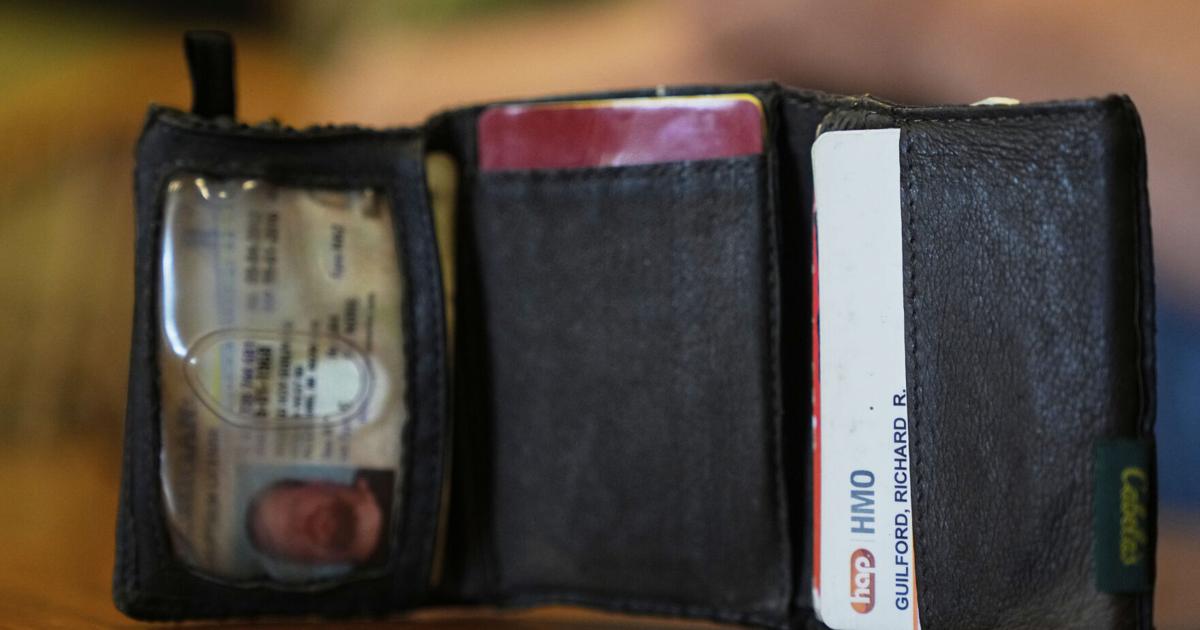 Missing Wallet Autoworker's missing wallet found after 151,000 miles | | koamnewsnow.com