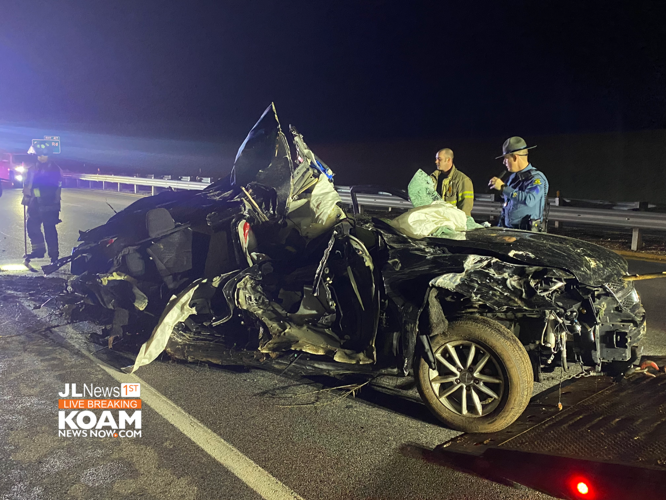 Dodge Journey involved in single vehicle crash.