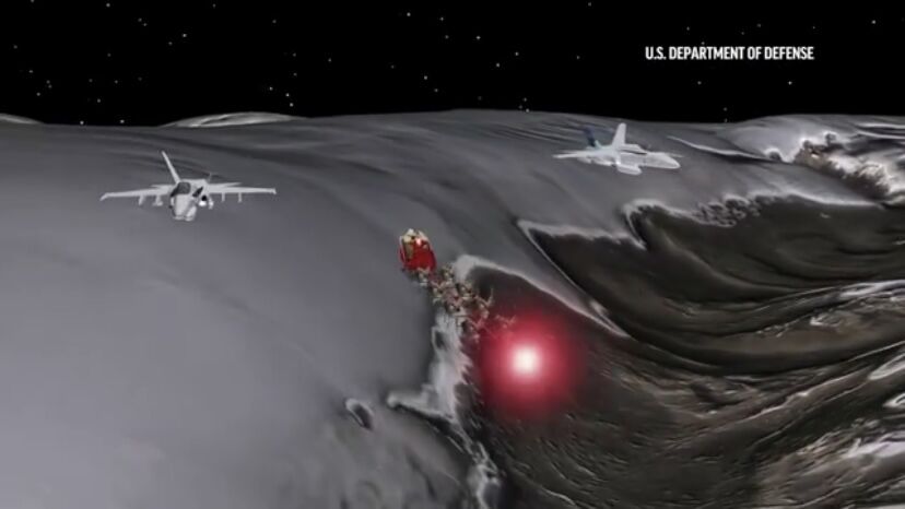 U.S. Dept of Defense, NORAD radar is tracking Santa! Making approach at ...