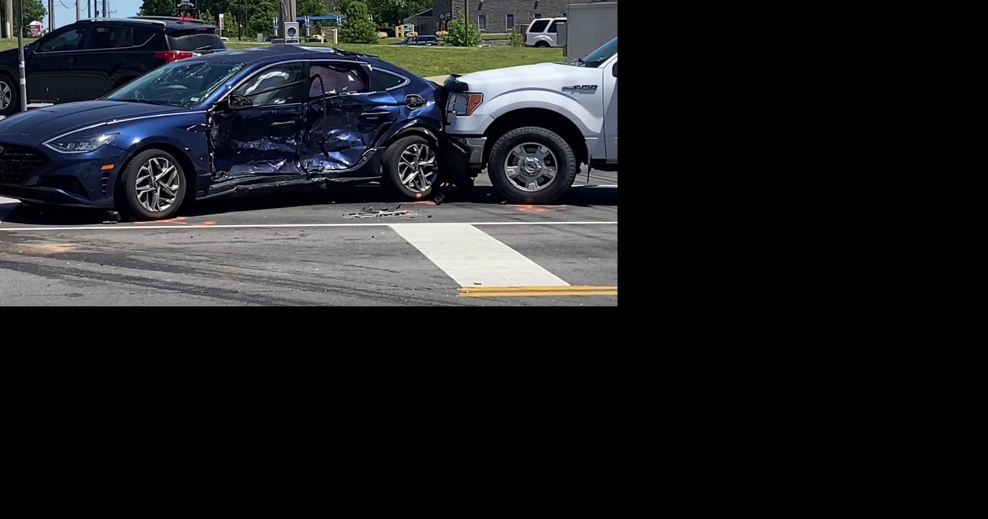 Three vehicle serious crash in SW Joplin | Joplin News First ...