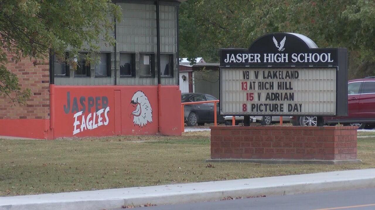 Parents, classmates joins Cherokee football team for pre-season prayer