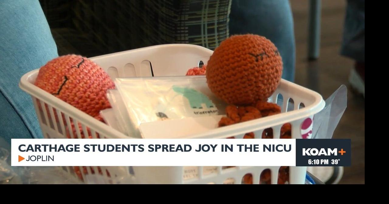 Carthage Students Bring Comfort to NICU
