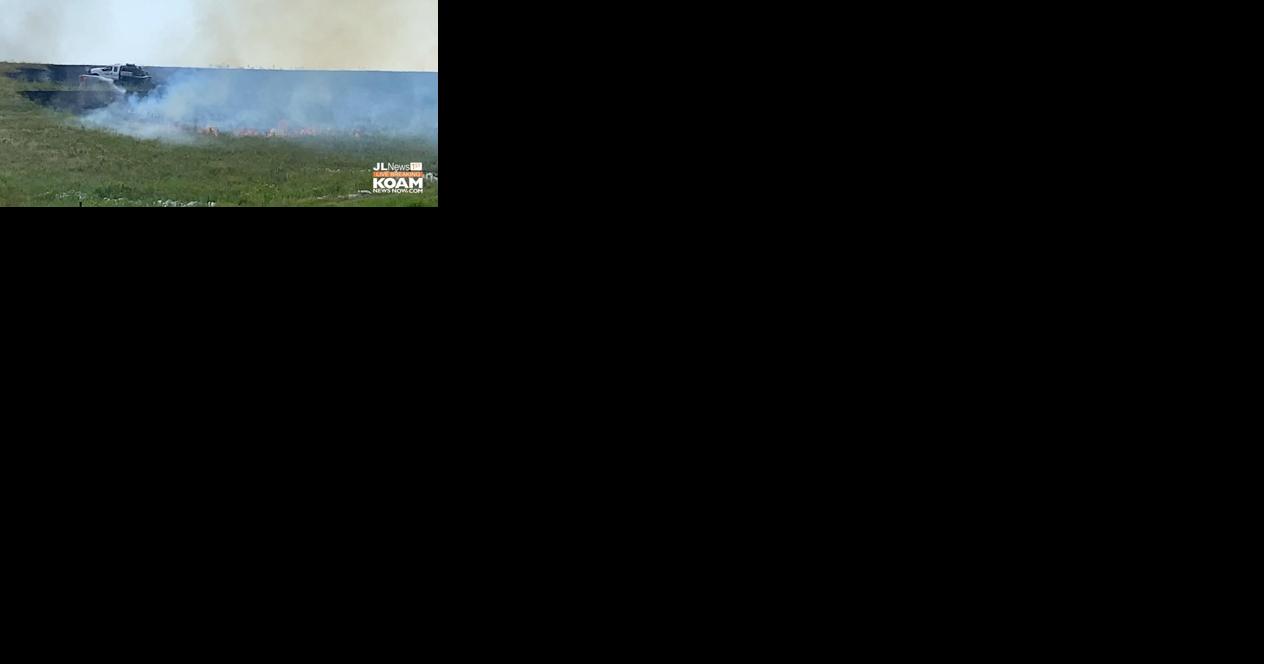 Fast-moving grass fire at Snowball/North Schifferdecker, NW Joplin area - Vimarsana News