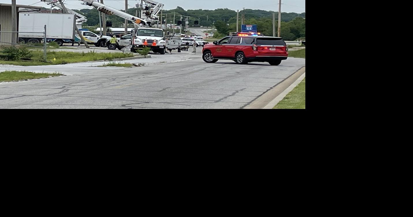 Semi takes down lines and poles in Webb City | Joplin News First ...