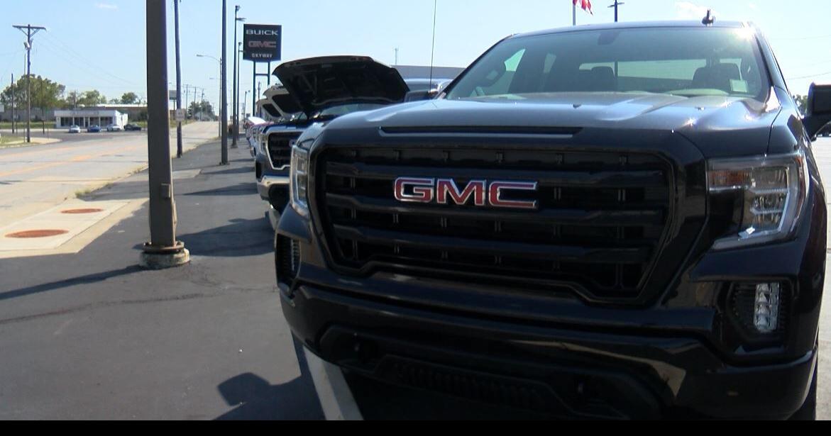 Joplin car dealership works with low inventory as chipshortage wears