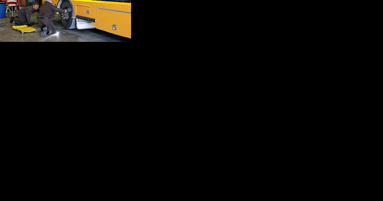 Carl Junction District Busses earns Safe Fleet Award - Vimarsana News