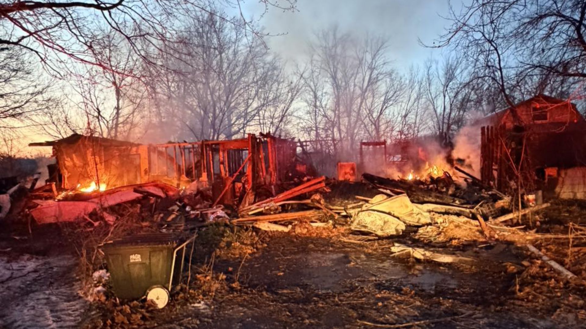 Abandoned house fire in Crawford County under controlled monitoring ...