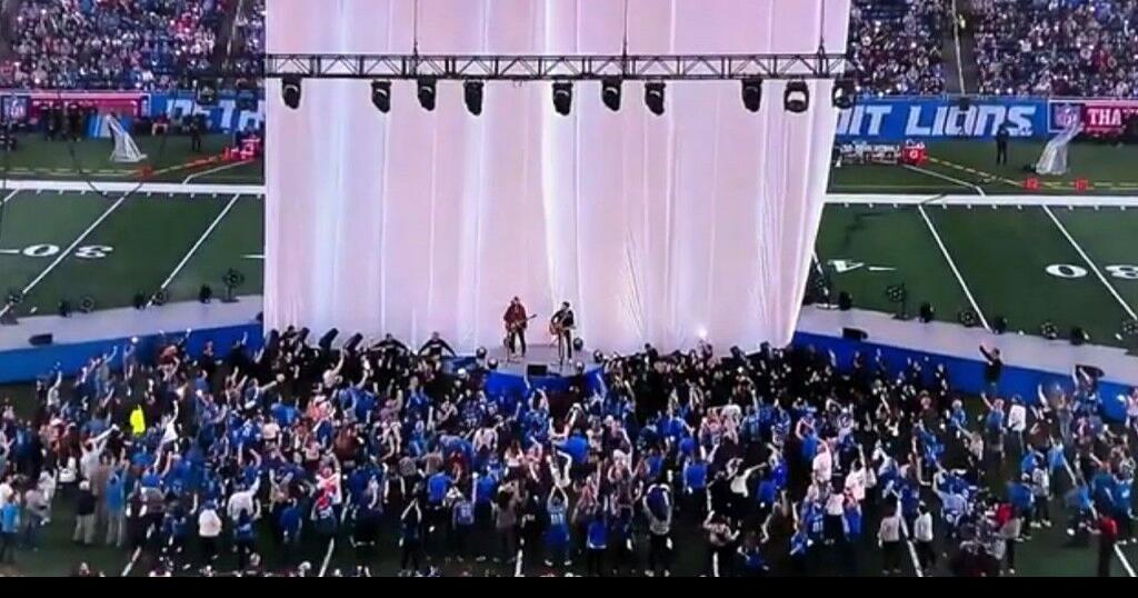 Power outage briefly interrupts NFL halftime show in Detroit