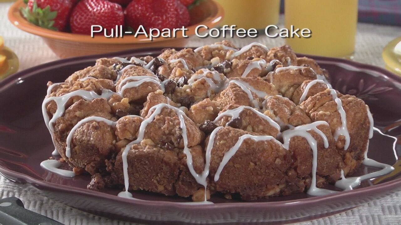 Mr. Food: Pull-Apart Coffee Cake | Mr. Food | koamnewsnow.com