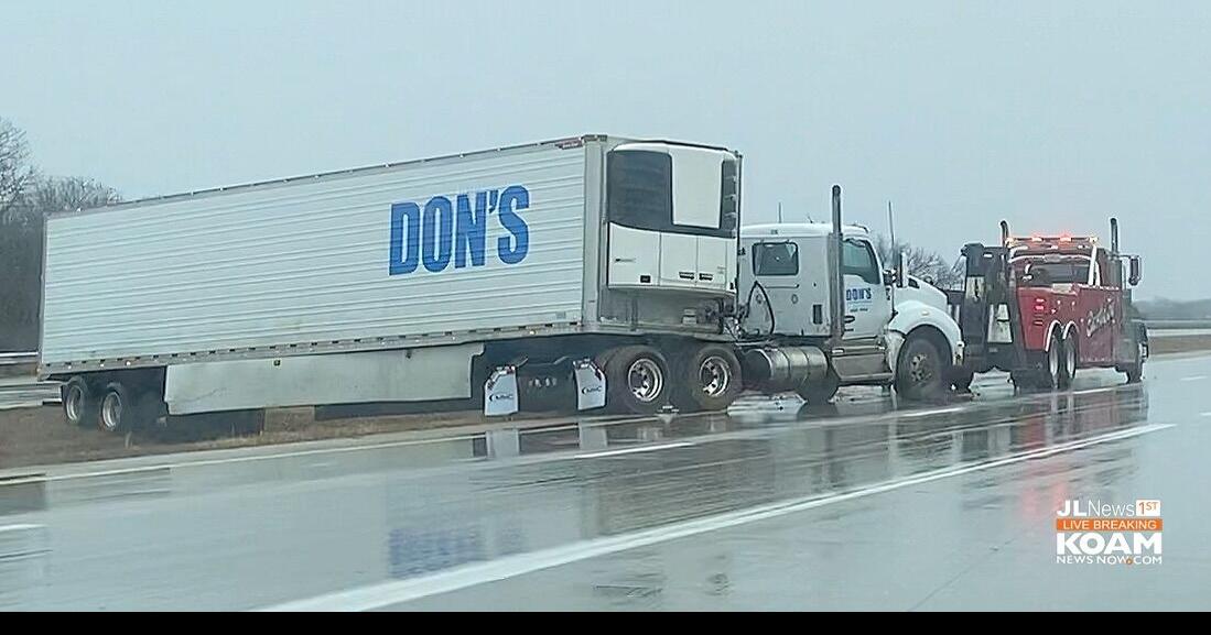 Tractortrailer jackknifed in rain, 249 in Joplin Joplin News First