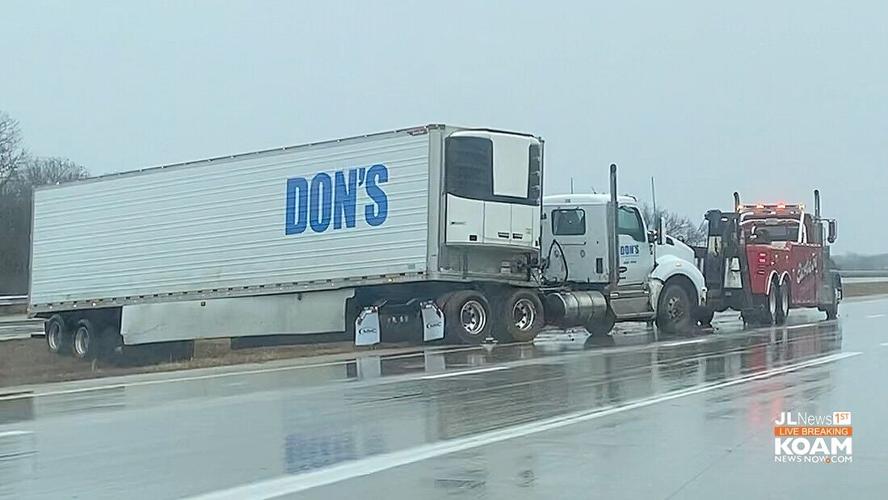 Tractortrailer jackknifed in rain, 249 in Joplin Joplin News First