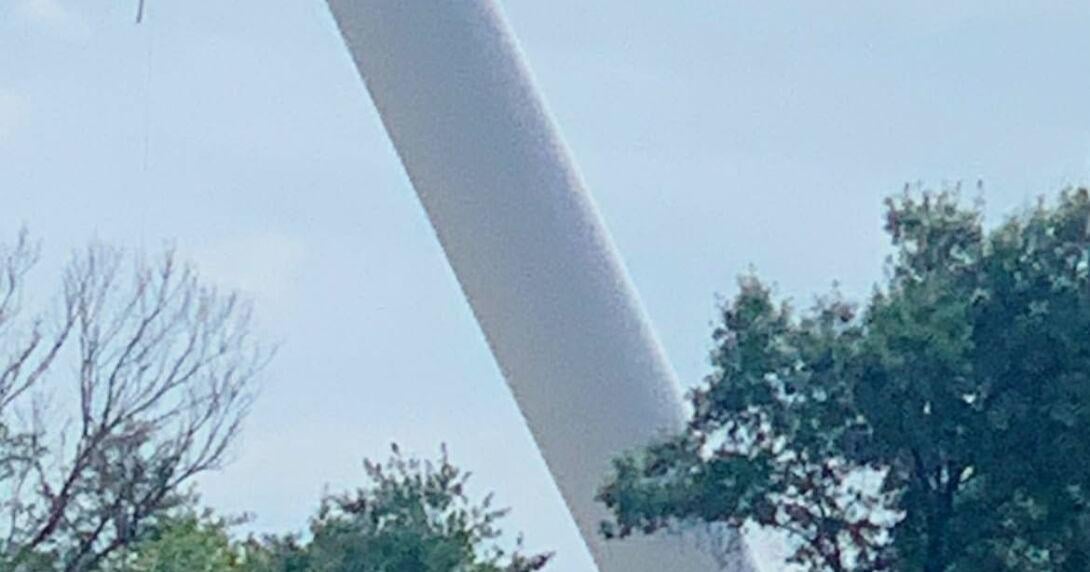 Third wind turbine failure in North Fork Ridge Wind Farm, Barton County, Mo.