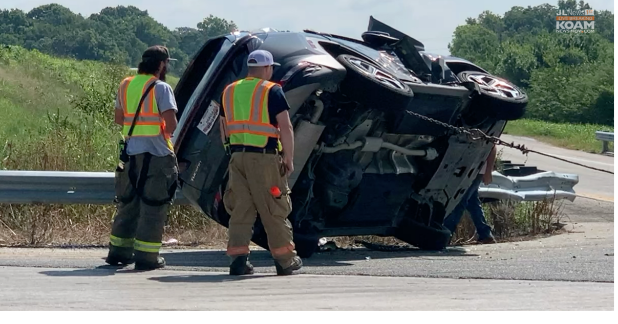 SUV t-boned, overturns in Sarcoxie crash
