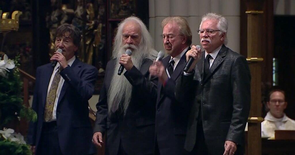 Oak Ridge Boys keep promise to sing at Bush's funeral | Entertainment | koamnewsnow.com
