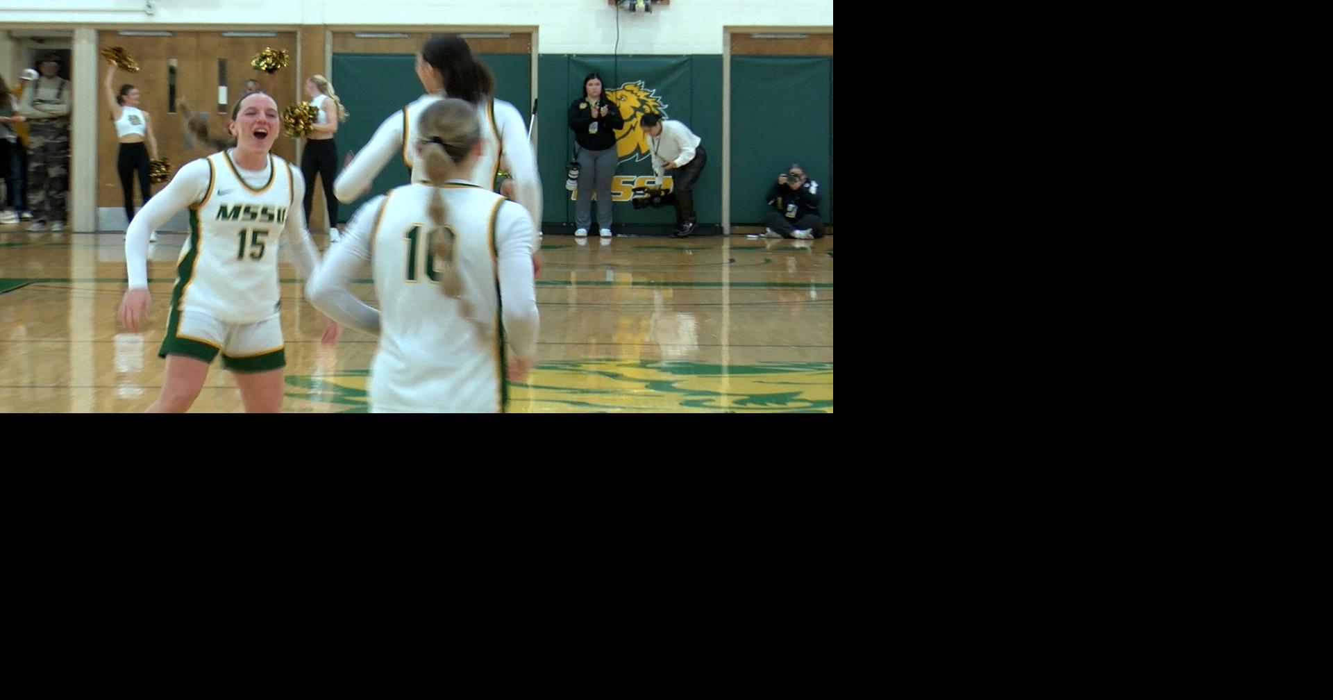 Missouri Southern basketball upsets No. 11 Pitt State 82-73