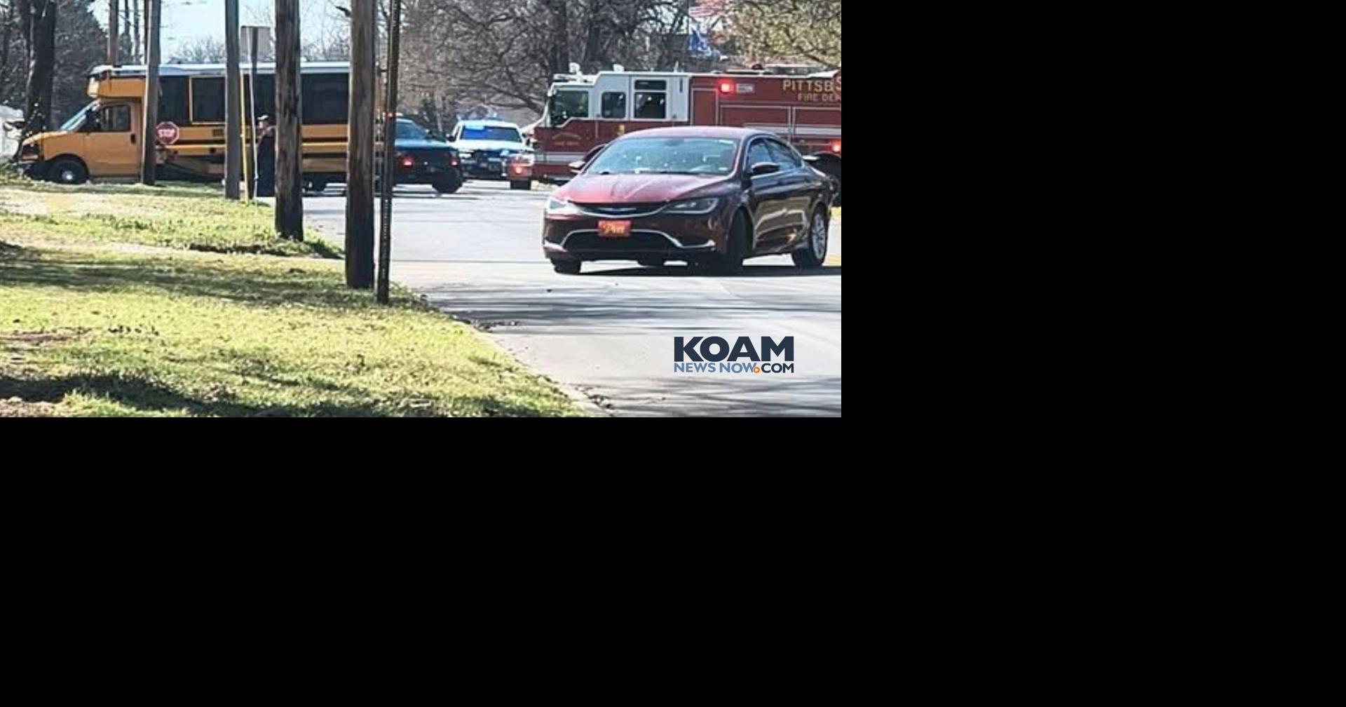 School bus accident in Pittsburg results in no injuries