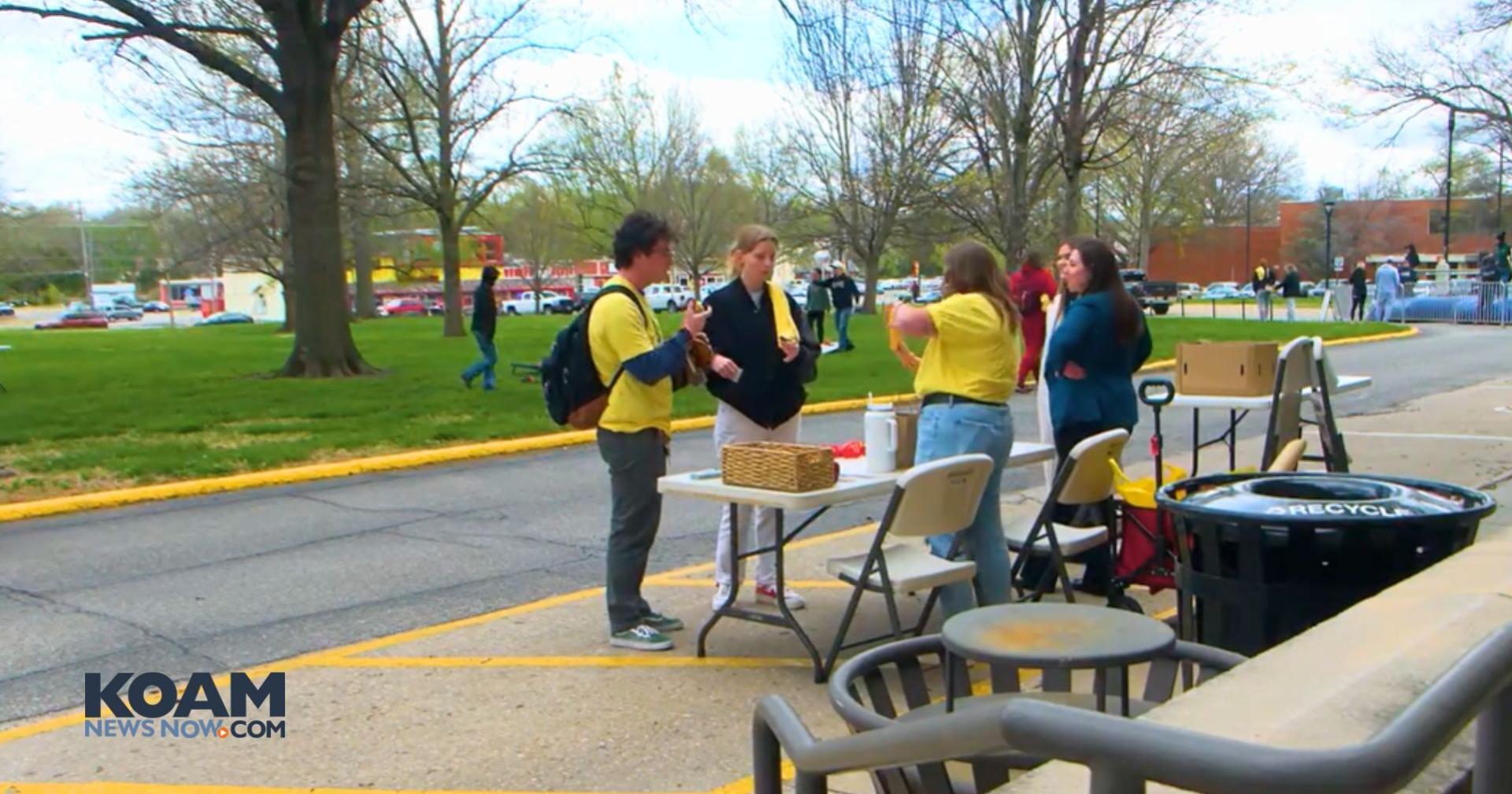 Its Apple Day at PSU: celebrating the universities first building - Vimarsana News