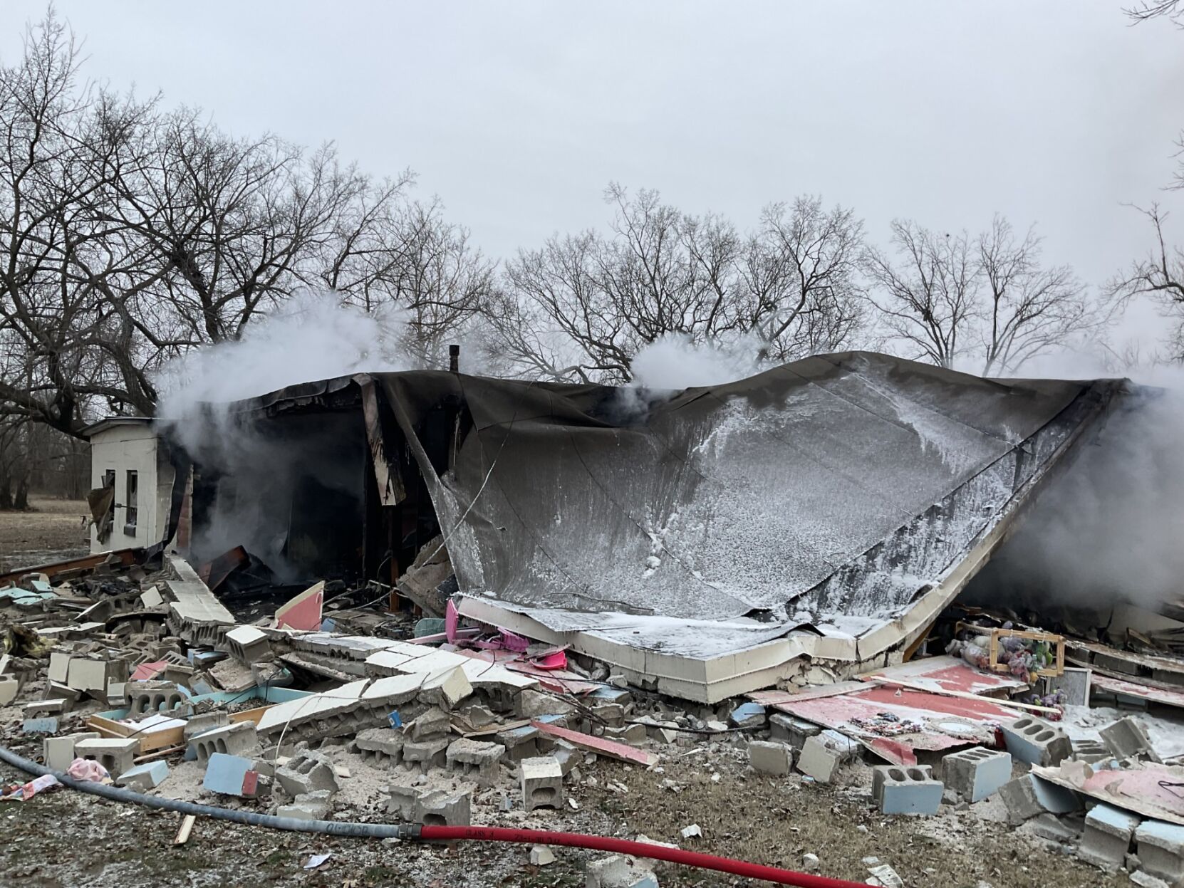 Kansas Explosion Possible house explosion under investigation in Chanute | Kansas News ...