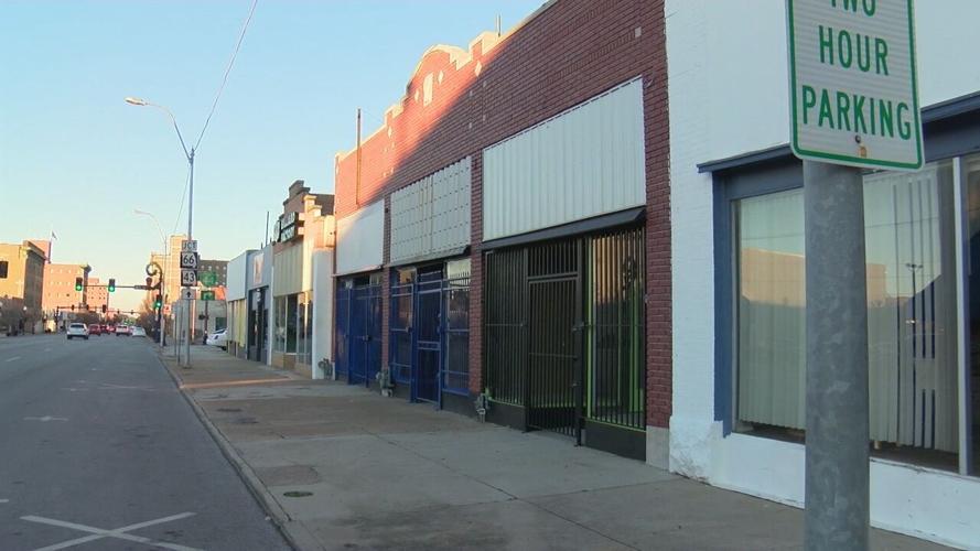 Joplin City Council votes no in changing trash service providers, looks