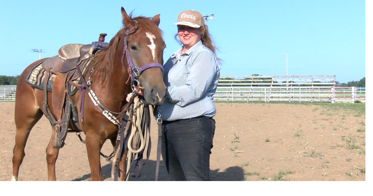 Kansas trainer proves wild mustangs can compete with domesticated horses
