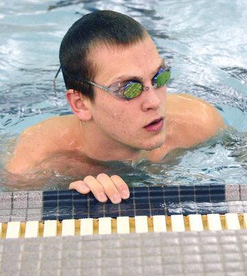 Lindquist Competes At Speedo Winter Junior Nationals Local News