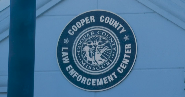 Cooper County lieutenant, deputy charged in inmate's death | Mid-Missouri News - Vimarsana News