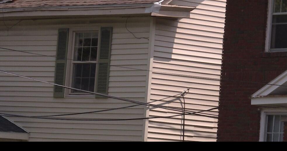 The end of the federal eviction moratorium falls heavier on mid