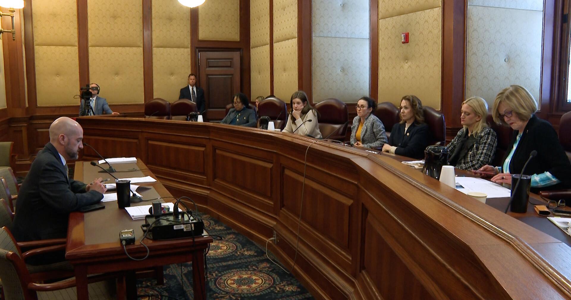 Missouri senator seeks provisions to abortion definition | State News - Vimarsana News