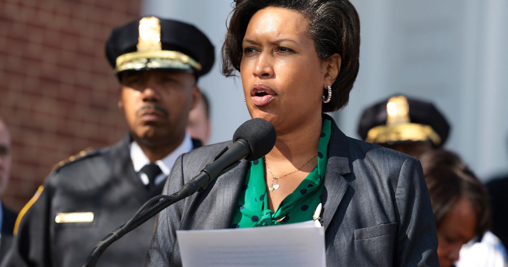 Pentagon rejects DC mayor's request for National Guard to assist with migrants arriving in the nation's capital - Vimarsana News