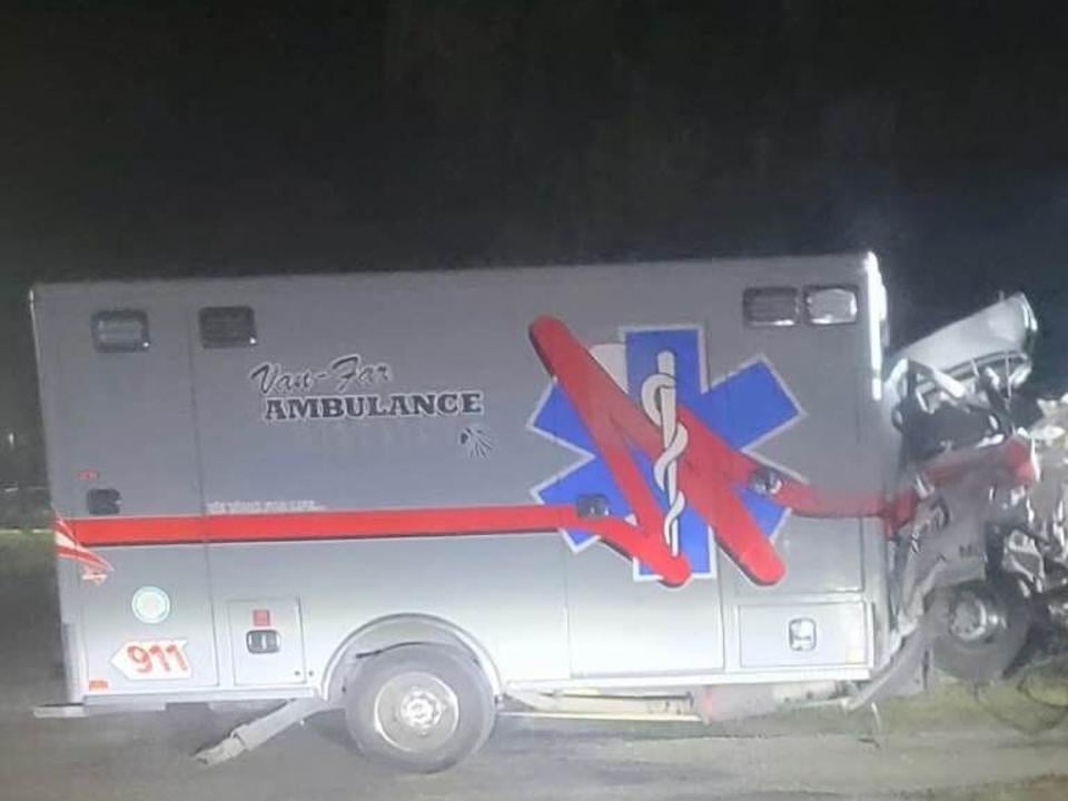 Van-Far ambulance crew members involved in July 4 head-on crash are still  hospitalized, Mid-Missouri News