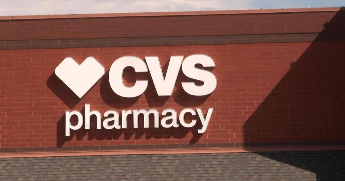 CVS Pharmacy employees protest working conditions | Mid-Missouri News ...