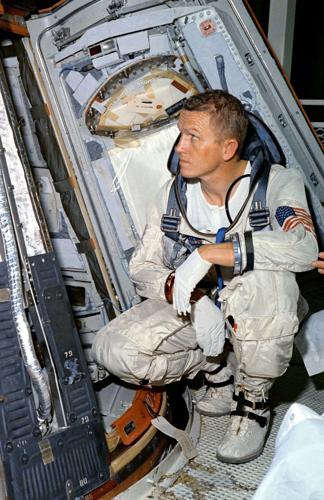 Apollo astronaut Frank Borman dead at 95, Nation & World News