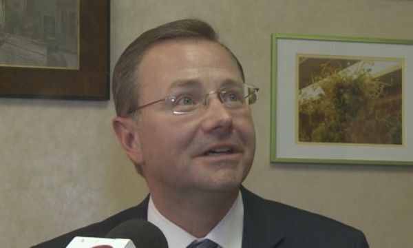 Parson vetoes law that would have addressed the legality of Columbia mayor's campaign finance committee - Vimarsana News