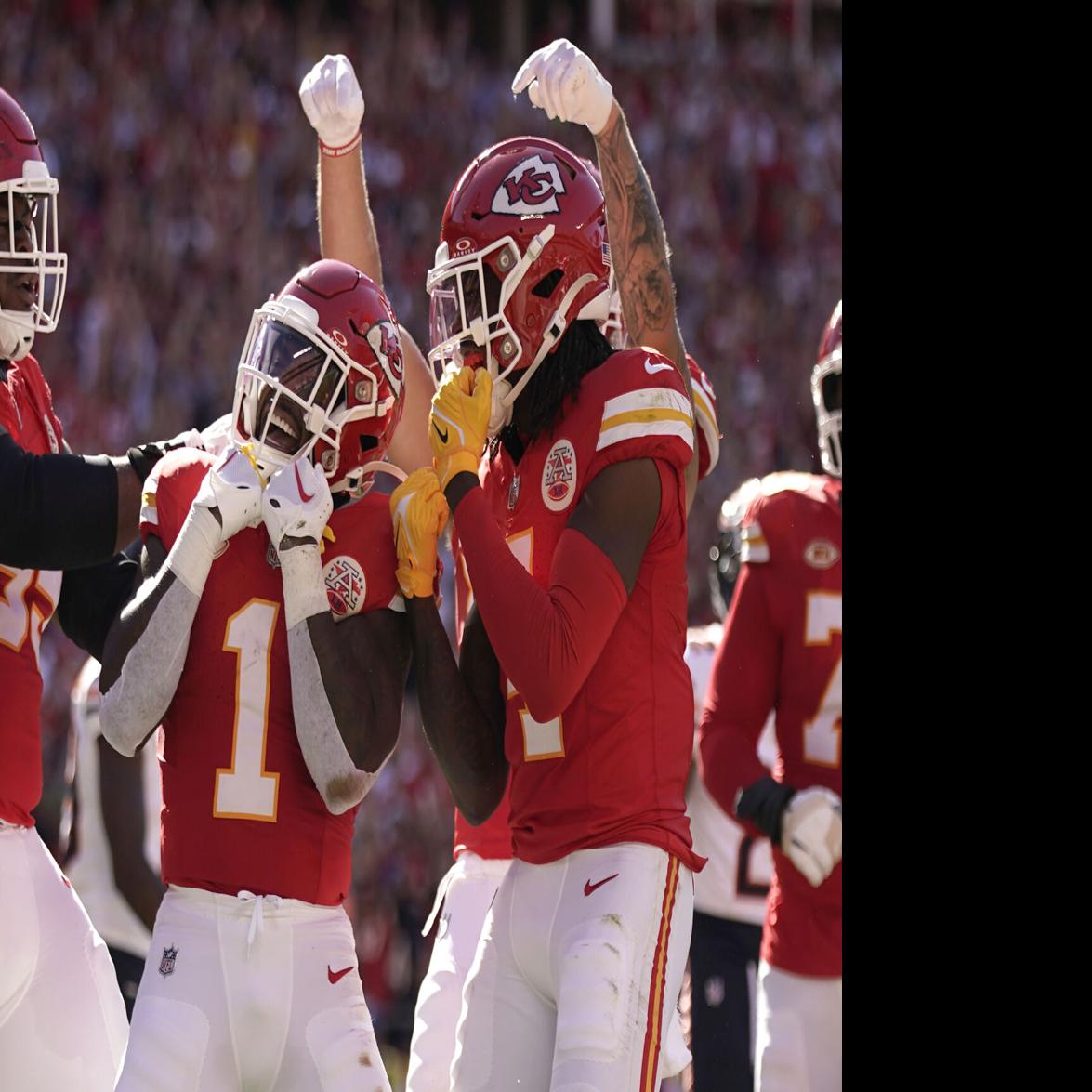 Kansas City Chiefs' Patrick Mahomes gets rushing TD vs. Denver Broncos