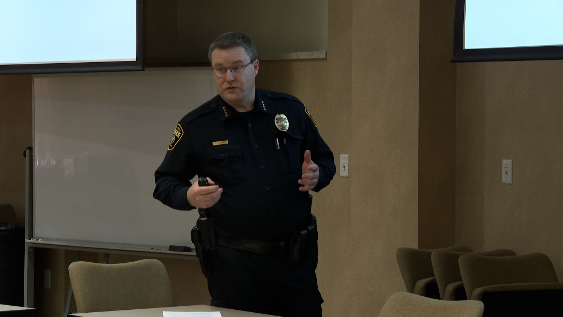 Columbia Police Chief Addresses Officer Shortage At Citizens Police ...