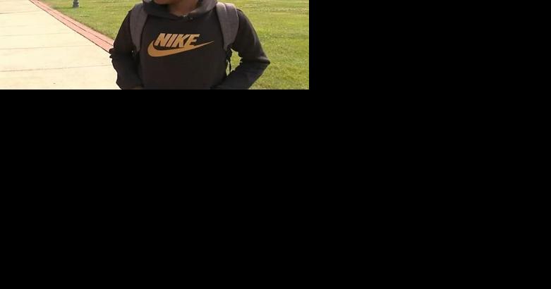 A 6-mile trek that took 2 hours: St. Louis teen walks to 8th grade graduation - Vimarsana News