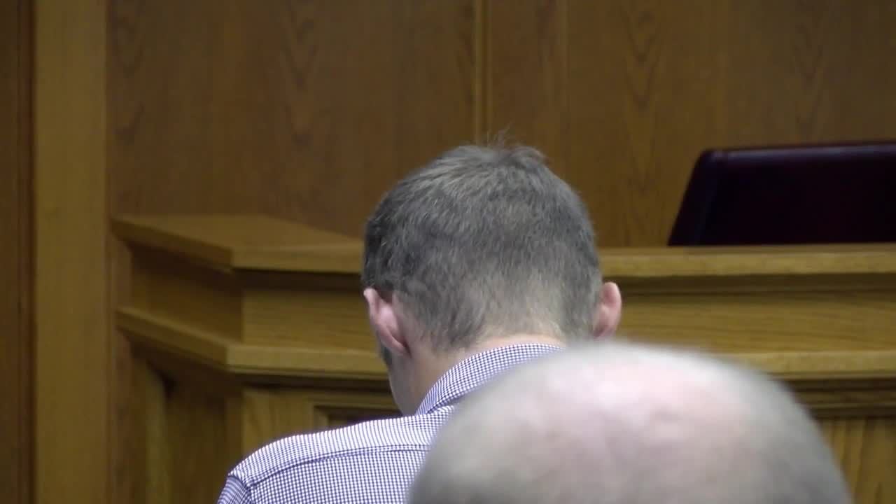 VIDEO: Man who fatally shot MU student Hallie Phillips sentenced to  probation
