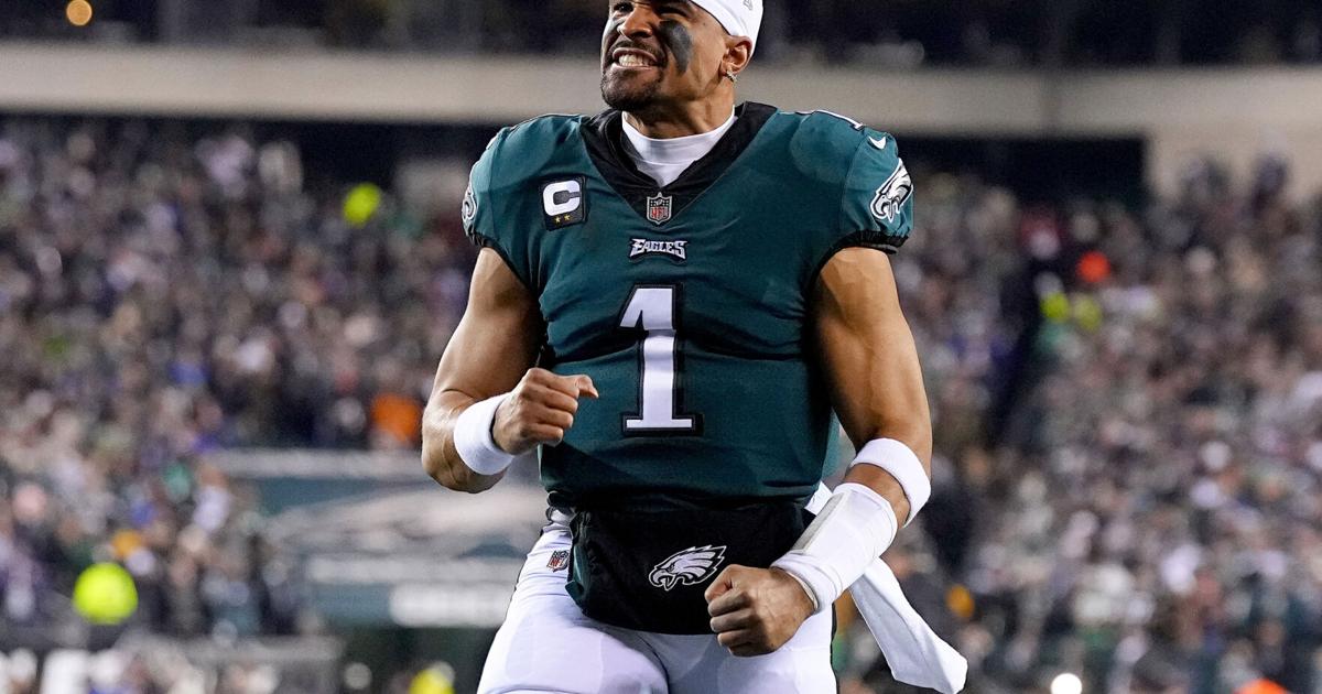 Jalen Hurts signs record-breaking five-year extension with Philadelphia Eagles | Pro Sports | komu.com