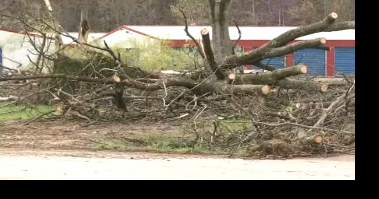 VIDEO Parson, Hawley tour Bollinger County damage after tornado kills