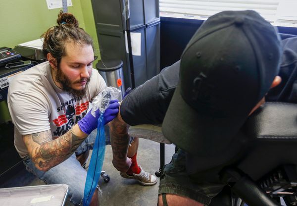 Missouri artist covering up racist tattoos for free