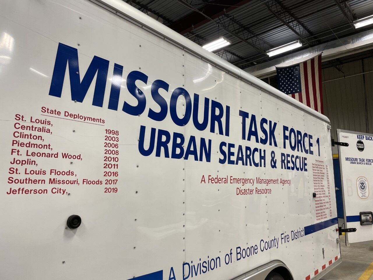 As officials continue to search Florida condo rubble, Missouri Task Force 1 stays prepared for deployment - Vimarsana News