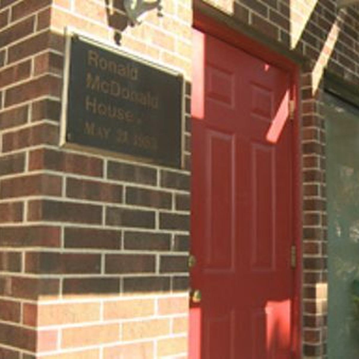 Ronald Mcdonald House Calls Door To Door Magazine Donations A Scam News Komu Com Ronald Mcdonald House Calls Door To Door Magazine Donations A Scam News Komu Com