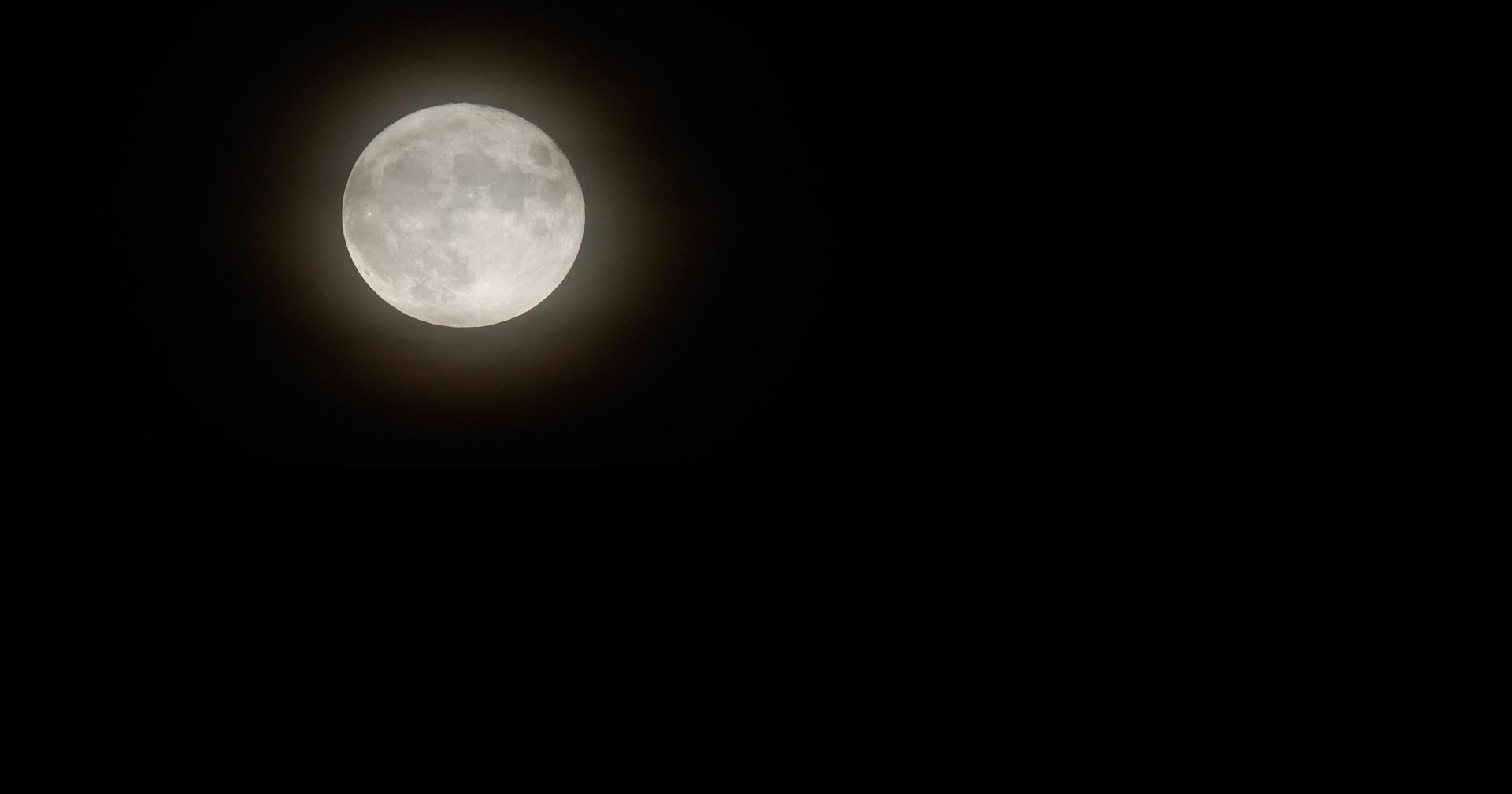 December's full moon: When to see the Christmas moon - Good Morning America